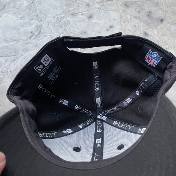 New Era Jacksonville Jaguars 9Forty The League Black Adjustable Hat Cap - Picture 8 of 8